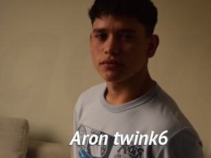Aron_twink6