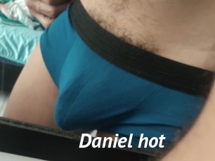Daniel_hot