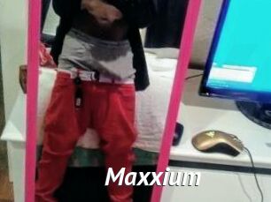Maxxium
