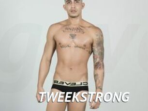 TWEEKSTRONG