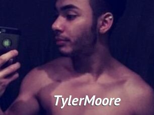 Tyler_Moore