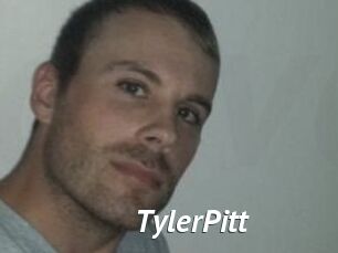 Tyler_Pitt